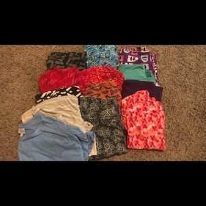 LulaRoe, 1 burgundy Irma xxs